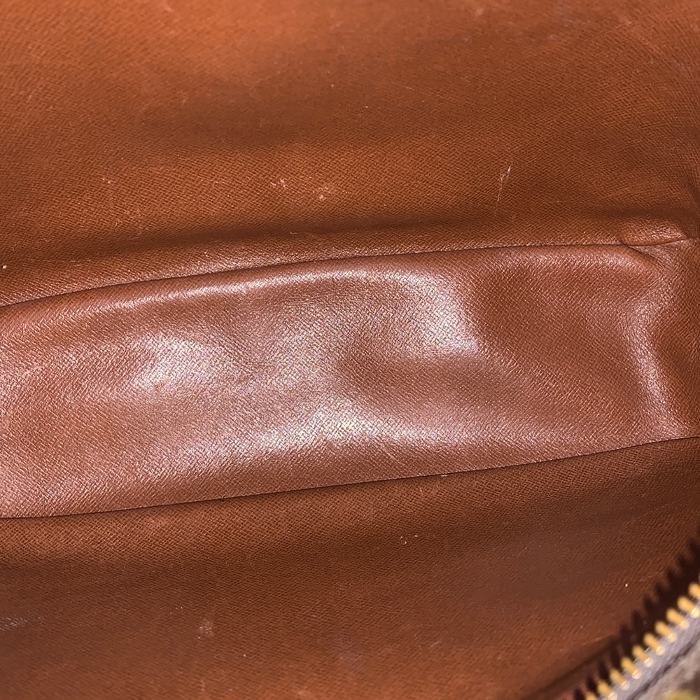 🌟Beautiful Louis Vuitton Nile MM Shoulder Bag or Crossbody🌟 - Picture 8 of 16